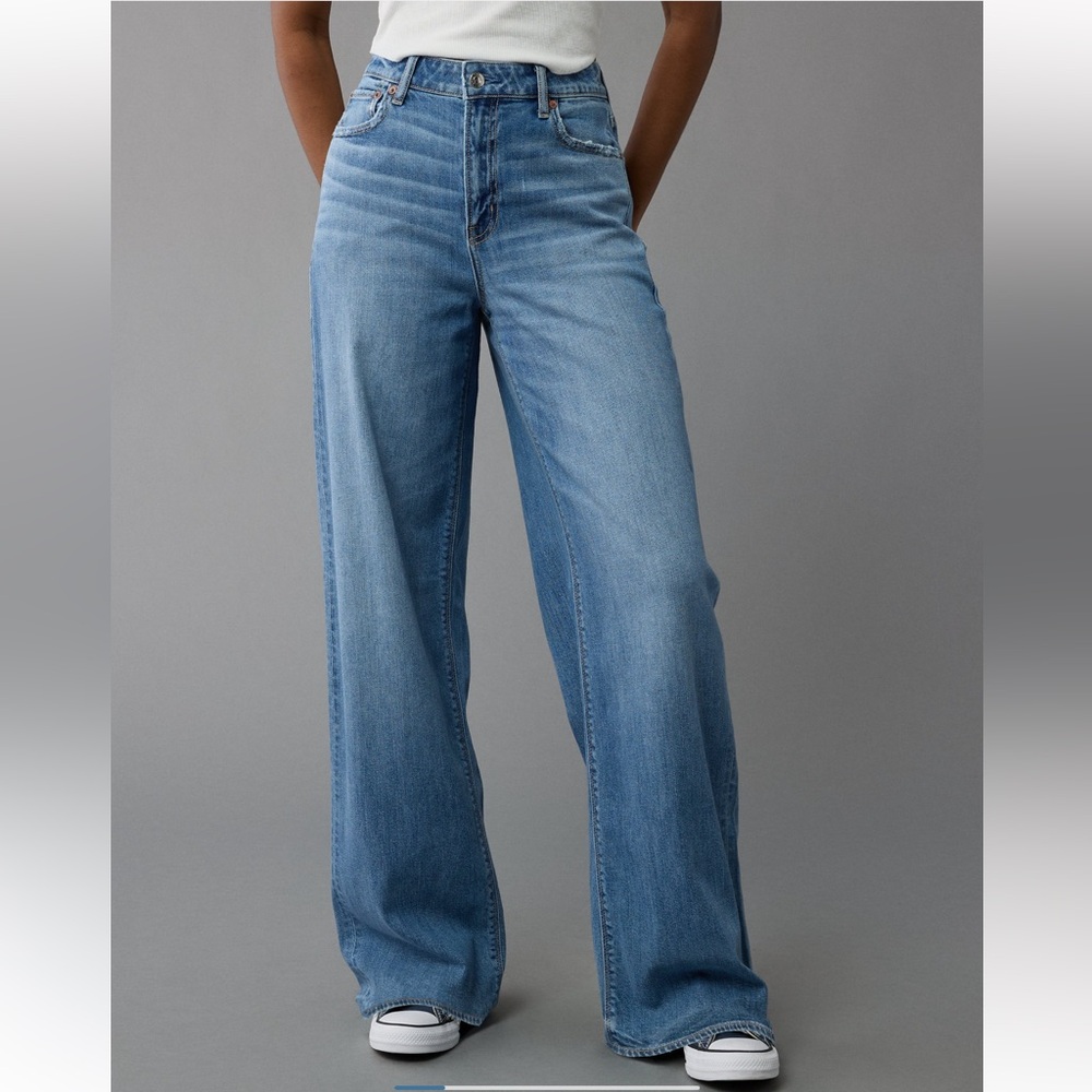 AE 🦅 High Rise Baggy Wide Leg Jeans